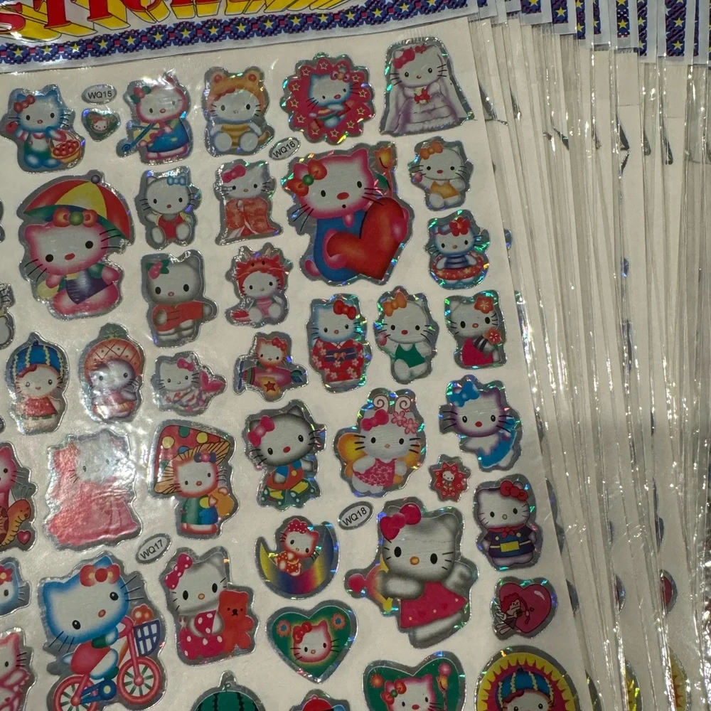 Hello Kitty Stickers - Picture 2 of 2